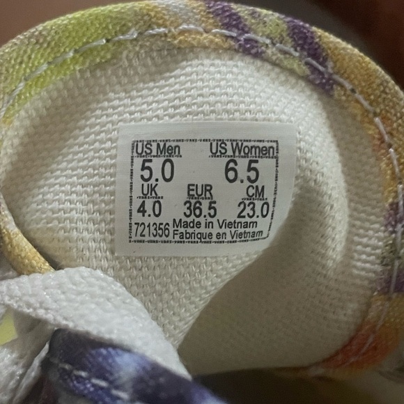 VANS AUTHENTIC WASHED YELLOW PURPLE , TIE DYE TRUE WHITE SNEAKER SHOES M5 W6.5 - Picture 3 of 8